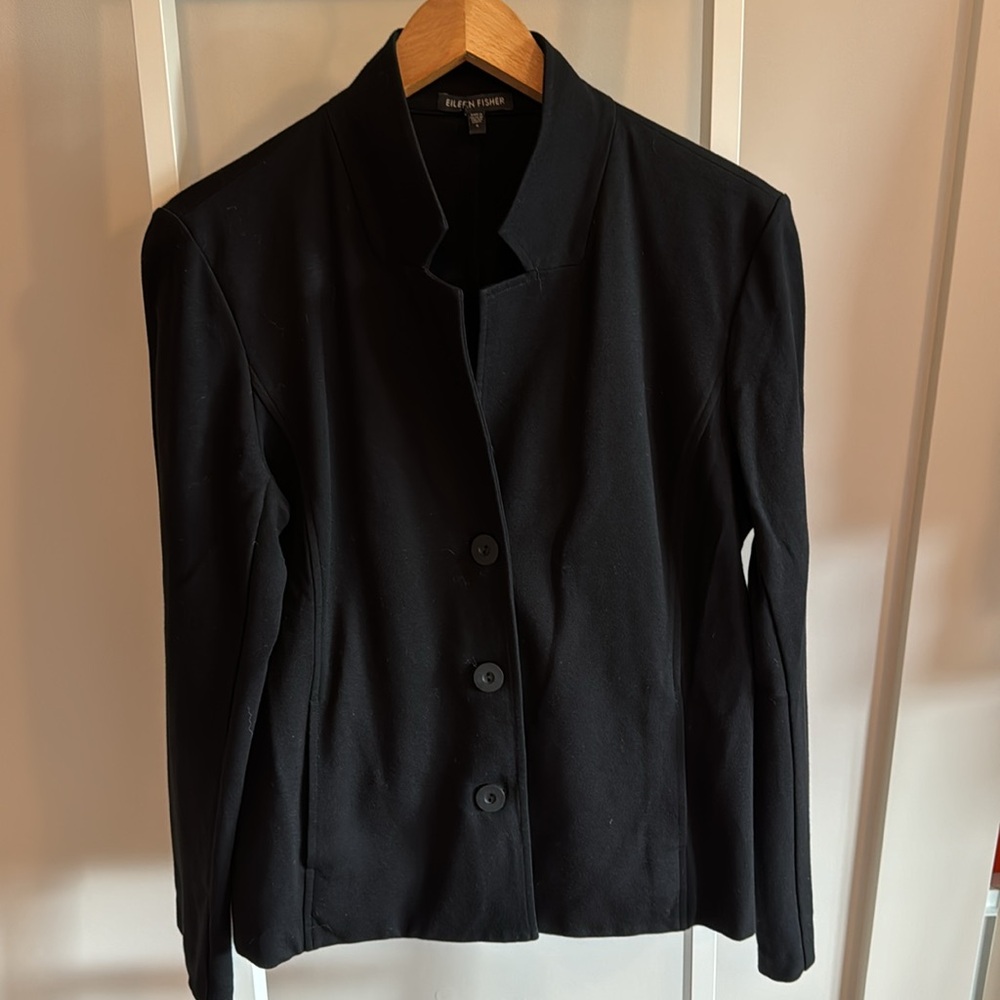 Tidy, tailored soft knit blazer by Eileen Fisher - Picture 4 of 8